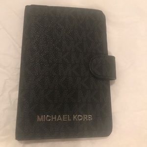 New Michael Kors Passport Case